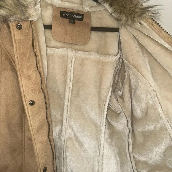 Vintage KC Collections Women’s XL Beige Faux Fur Hooded Jacket Coat - Picture 7 of 9